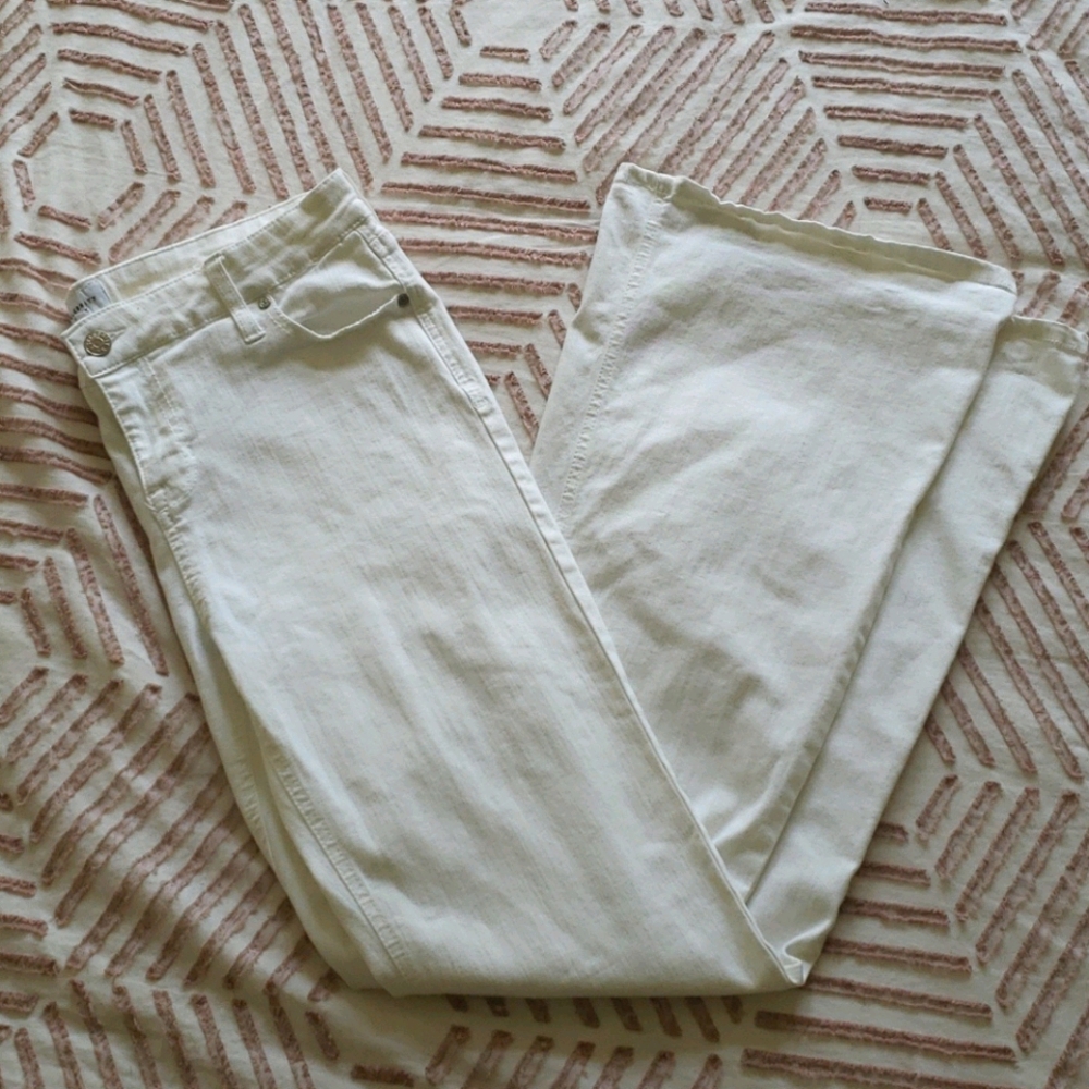 Celebrity Pink White Flare Jeans (13)